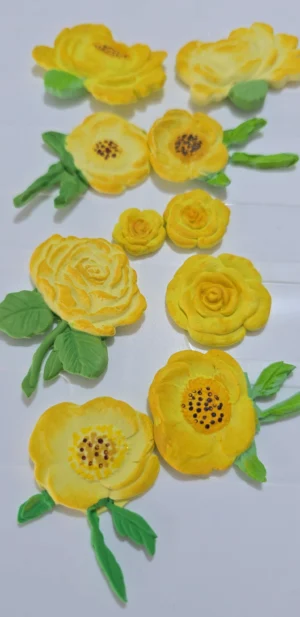 Flores para decoración color amarillo de pasta flexible 10pzs